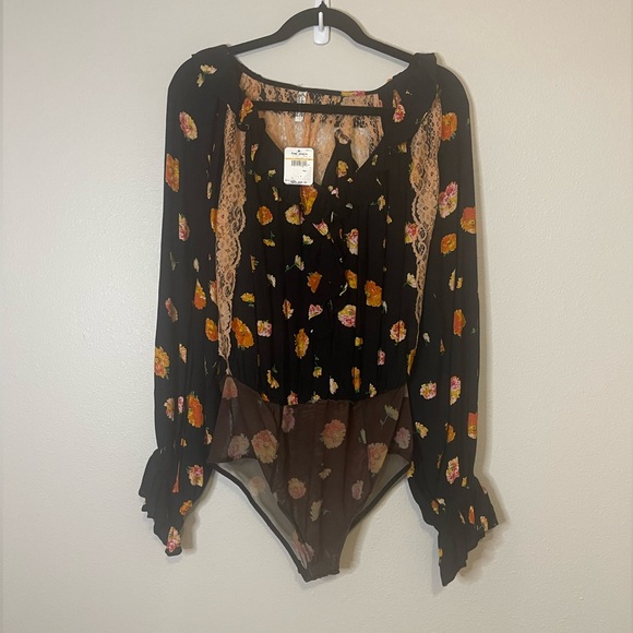 Free People Tops - NEW Free People Floral lace bodysuit size small
